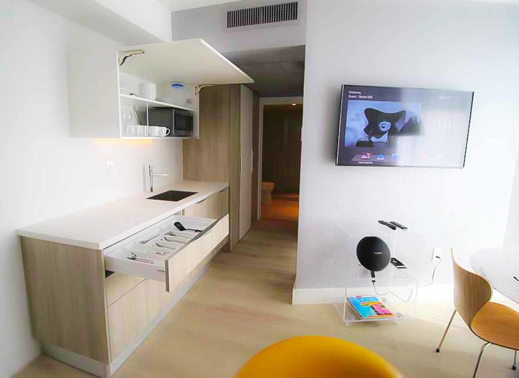 Boutique Hotel Suite 1215 West Avenue ไมอามีบีช ภายนอก รูปภาพ